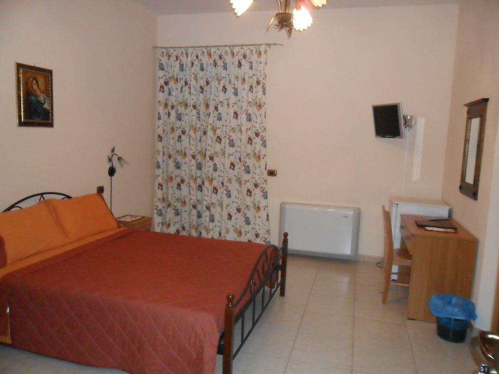 Villa Jolanda & Carmelo Agrigento Szoba fotó