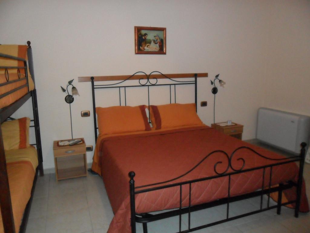 Villa Jolanda & Carmelo Agrigento Szoba fotó