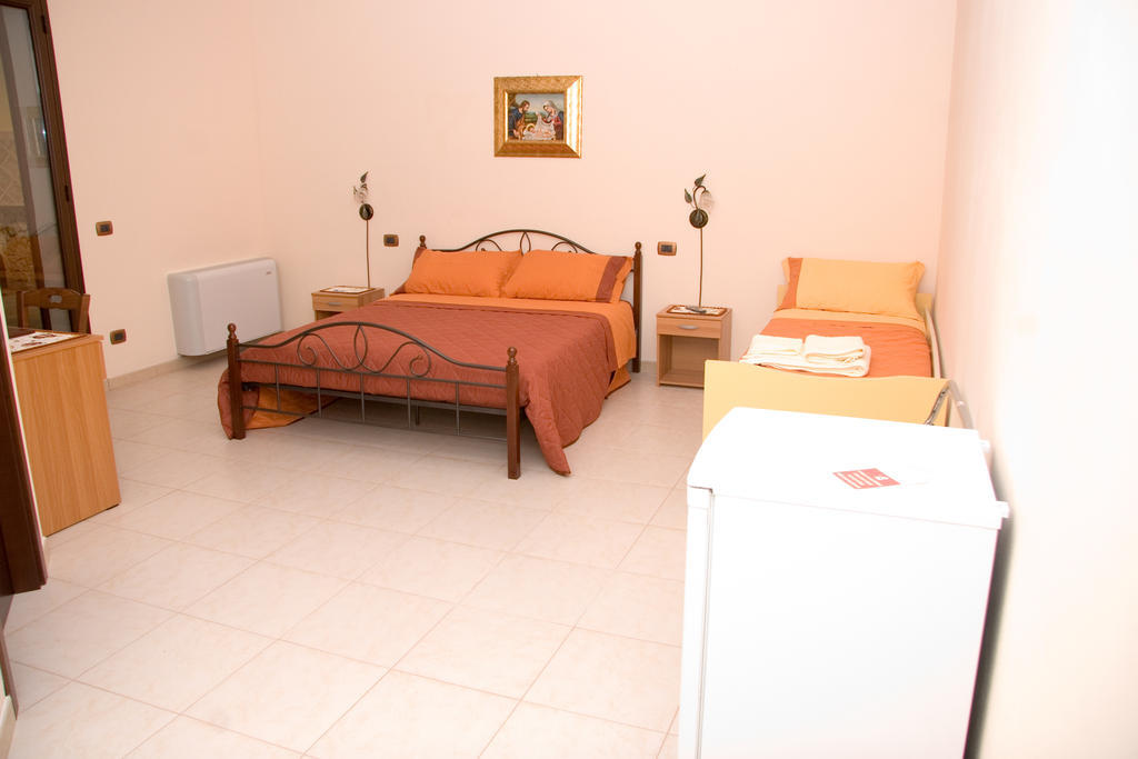 Villa Jolanda & Carmelo Agrigento Szoba fotó